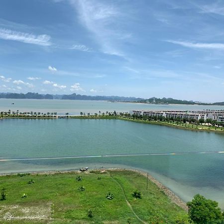 Sunday Premium Apartment Ha Long Bagian luar foto